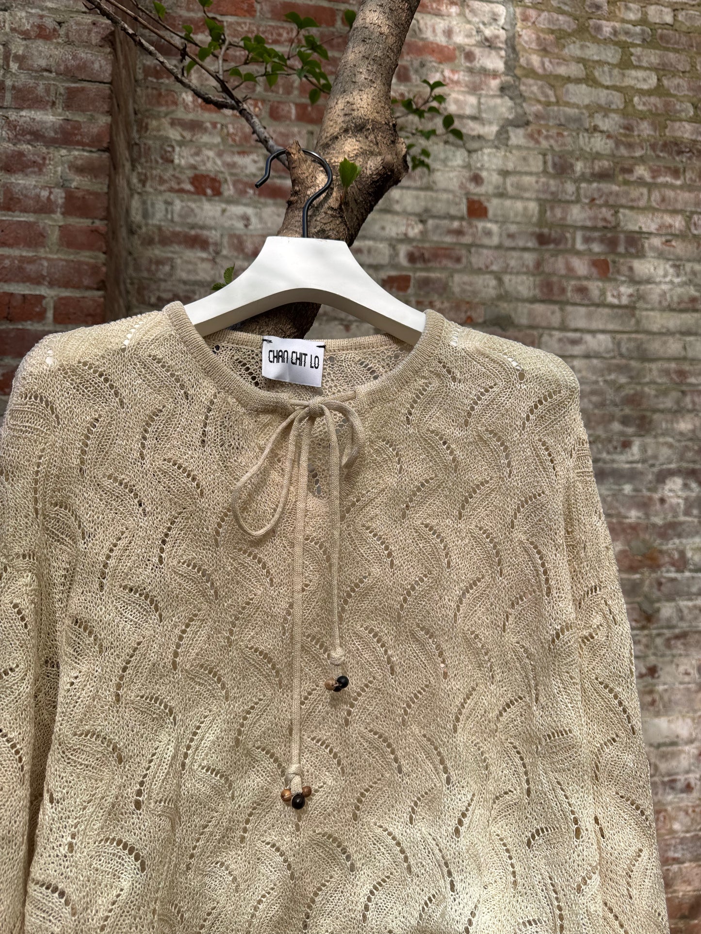 RIPPLE LACE STITCH WOOD BEAD TIE UP SWEATER