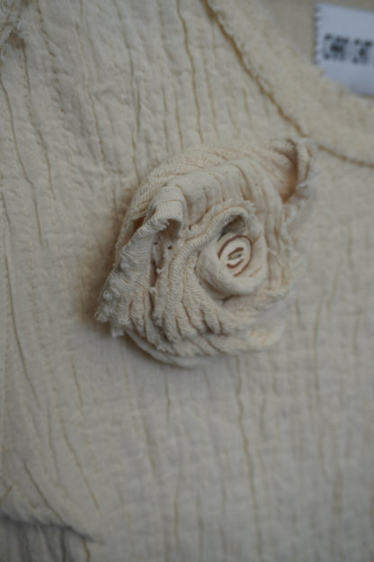 Hand Stitched Rose Brooch _ Sand